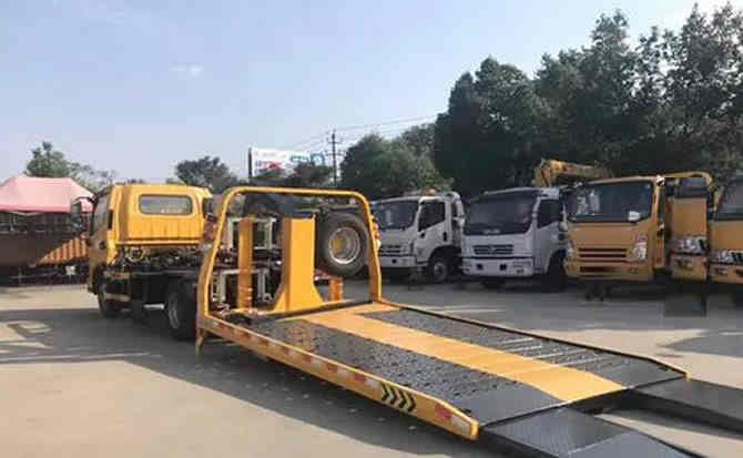 路南区汽车中途维修案例